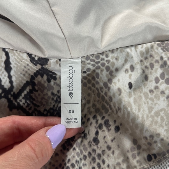 Ideology Womens Lightweight Snake Print Anorak Jacket Gray - Picture 6 of 6